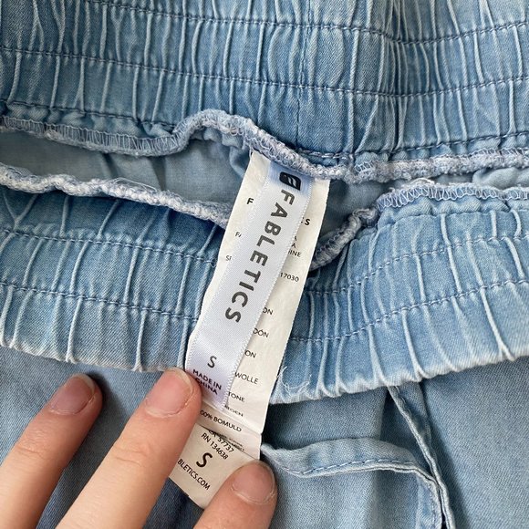 Fabletics Mikah Chambray Drawstring Mini Skirt Zip Pockets Small - Picture 5 of 5